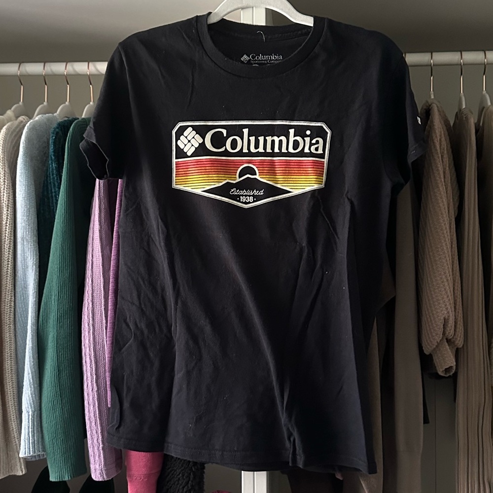 Black Columbia Logo Top